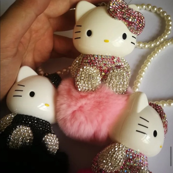 Hello Kitty hanging accent - Picture 4 of 4